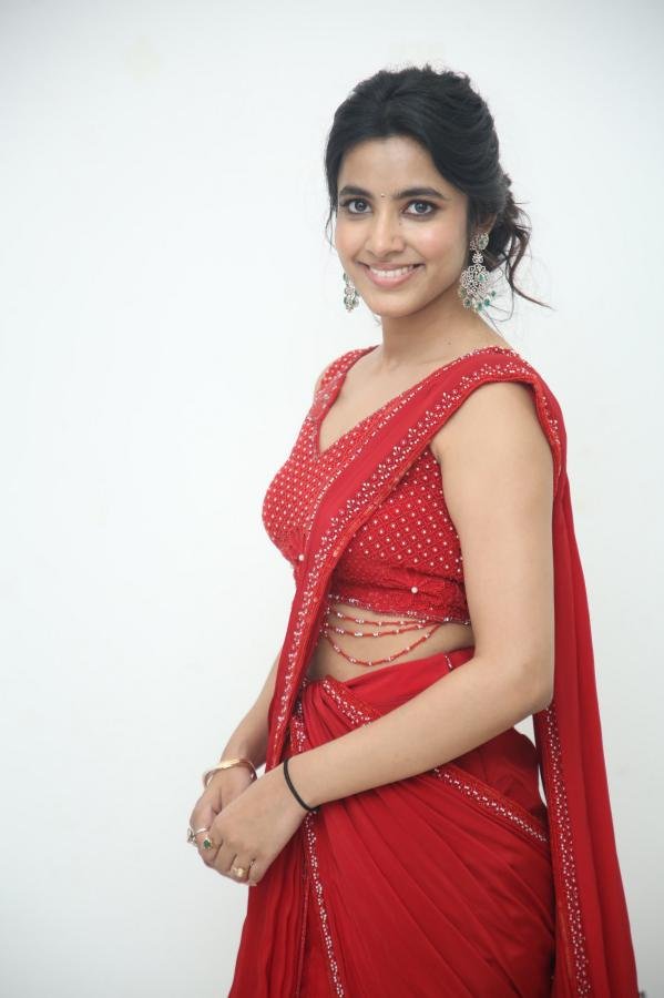 Shivani Nagaram